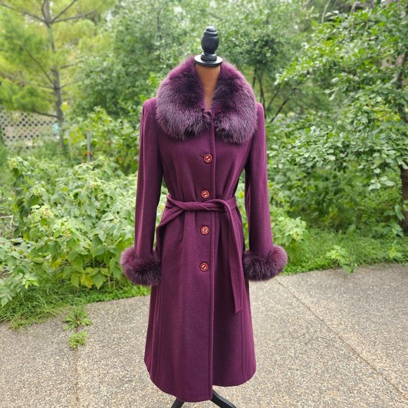 Loreta Jackets & Blazers - Vintage Coat For Women, Winter Wool Blend Coat With Faux Fur, Size S/M